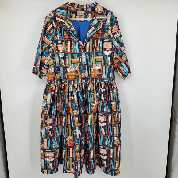 Lindy Bop Bletchley Book Shelves Print 1950's Inspired Cobweb Button Dress 22 - Picture 1 of 11